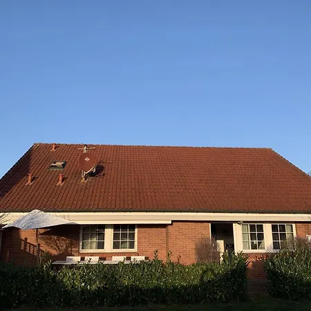 Ferienhaus-bootshaus Holiday home *